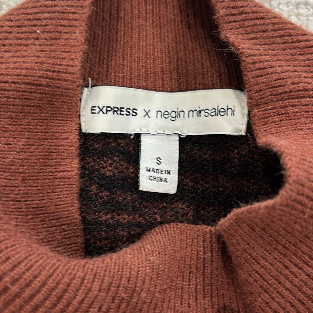 EXPRESS X negin mirsaleni - Picture 2 of 3